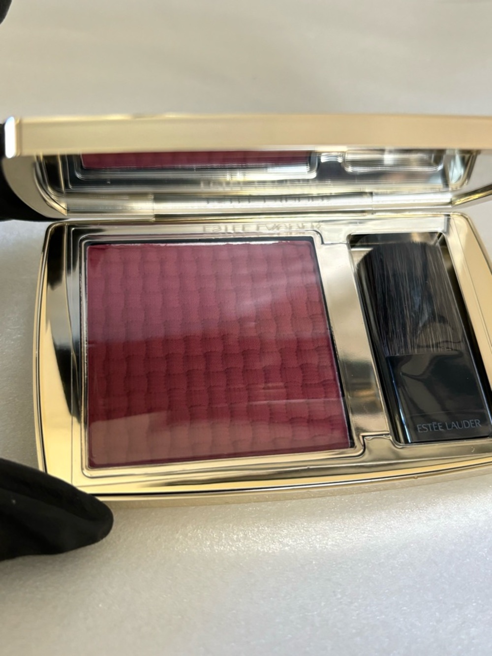 ❗️SALE❗️✨New✨Estee Lauder The Sculpting Blush✨Untamed Plum✨